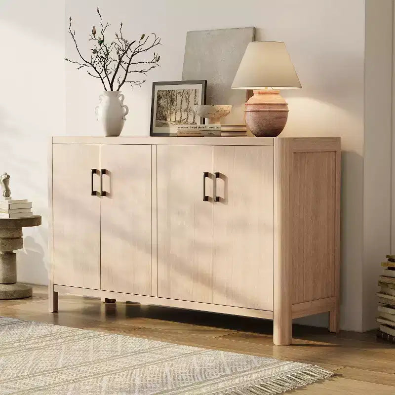 Gabinete de granja de 59" con cuatro puertas, chapa de madera natural, bisagras de cierre suave