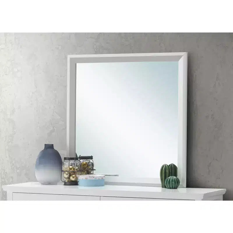 Espejo de cómoda enmarcado cuadrado clásico de 91 x 91 cm